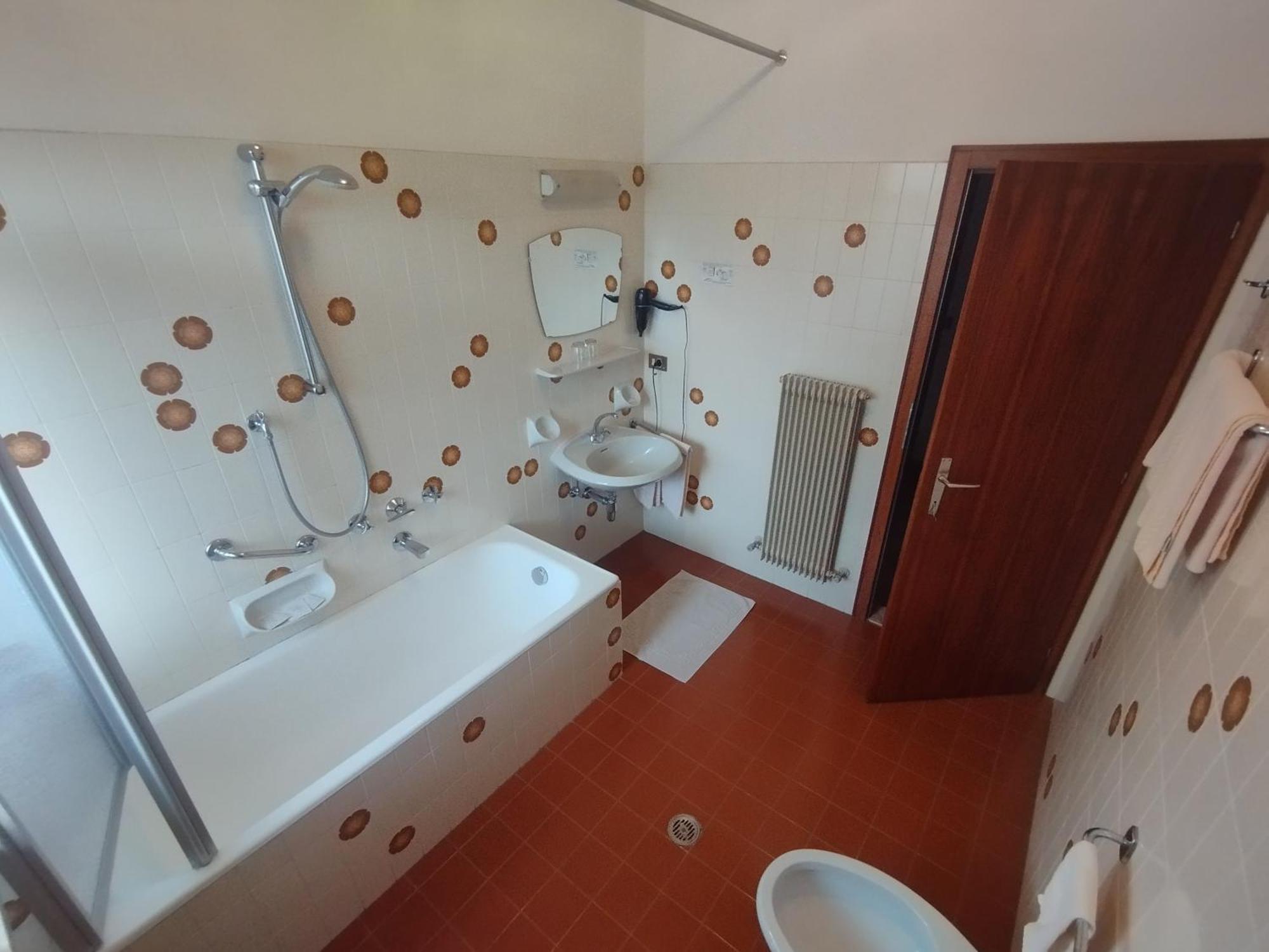Garni Weingut Hotel Merano Luaran gambar