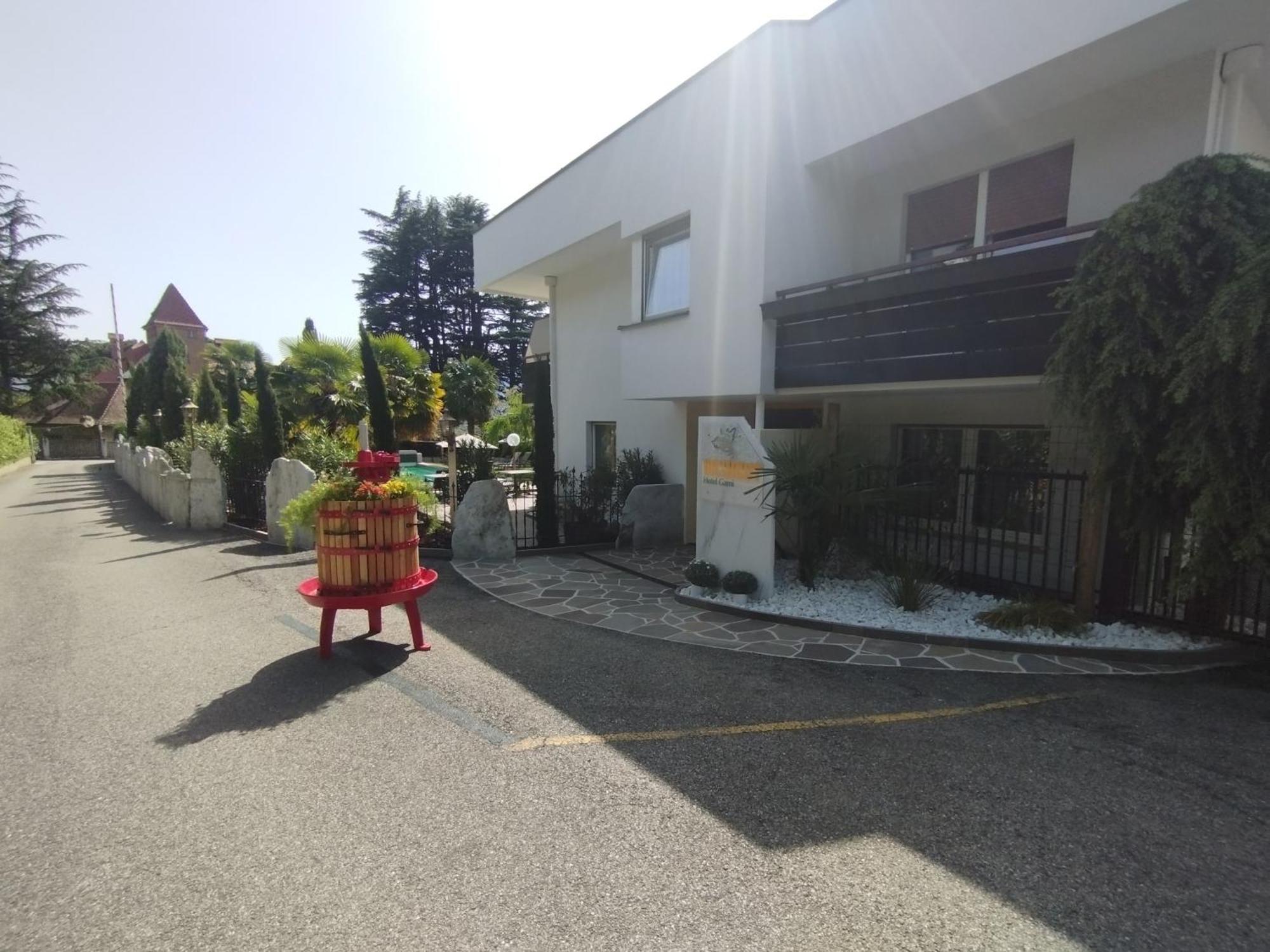 Garni Weingut Hotel Merano Luaran gambar